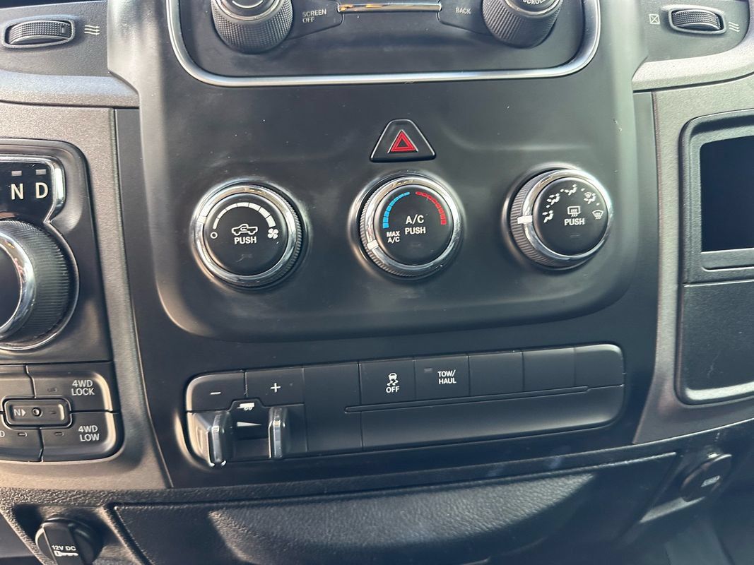 Used 2016 RAM 1500 Tradesman w/ Popular Equipment Group AWD/4WD image 39