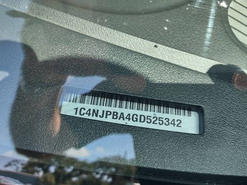 Used 2016 Jeep Patriot Sport w/ Power Value Group image 7