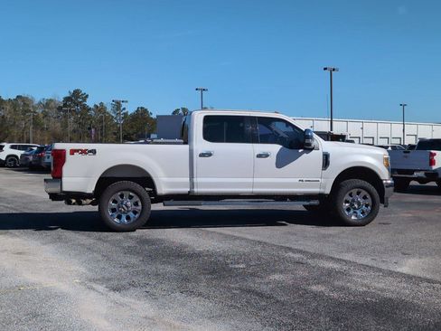 Used 2018 Ford F250 Lariat image 7