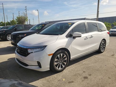 Used 2023 Honda Odyssey EX-L image 1