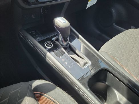 Used 2023 Nissan Kicks SR FWD image 28