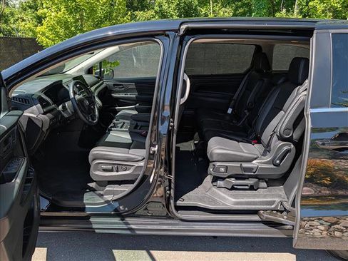 Used 2025 Honda Odyssey EX-L image 24