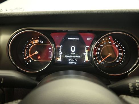 Used 2022 Jeep Wrangler Unlimited Sport AWD/4WD image 14