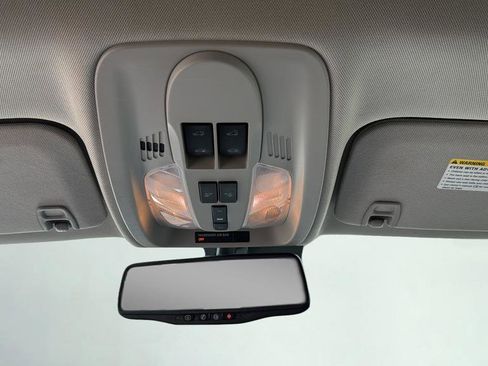 Used 2011 Chevrolet Equinox LT AWD/4WD image 22