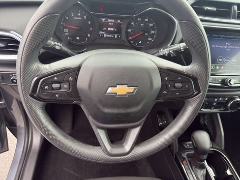 Certified 2021 Chevrolet TrailBlazer LT w/ Convenience Package AWD/4WD image 17