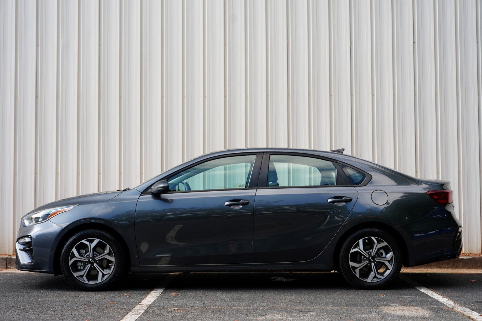 Used 2020 Kia Forte LXS FWD image 8