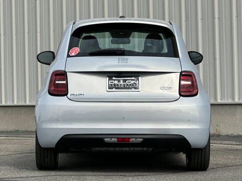 New 2026 FIAT 500 e w/ Comfort Group FWD image 5