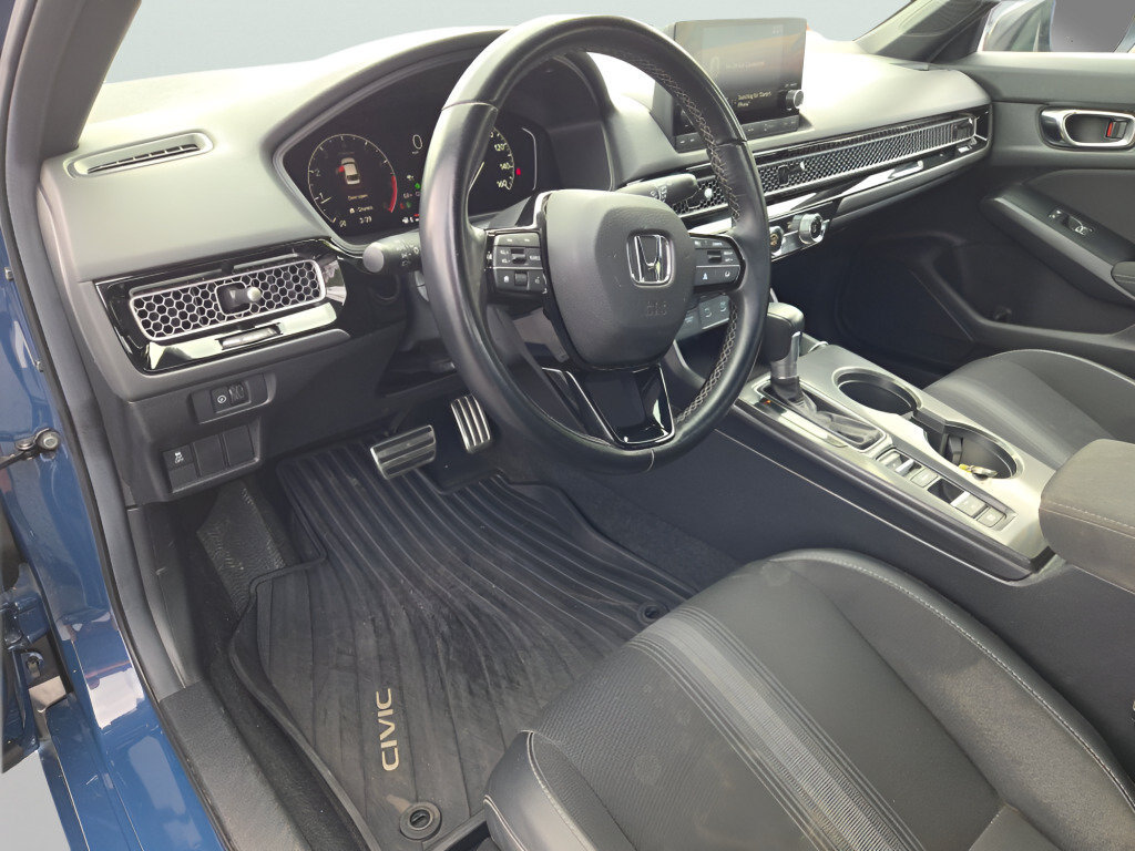 Used 2025 Honda Civic Sport image 25
