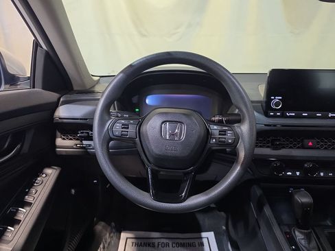 Certified 2025 Honda Accord LX image 11