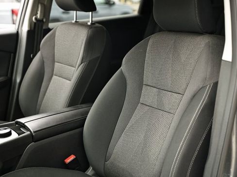 Used 2024 Nissan Rogue SV image 22