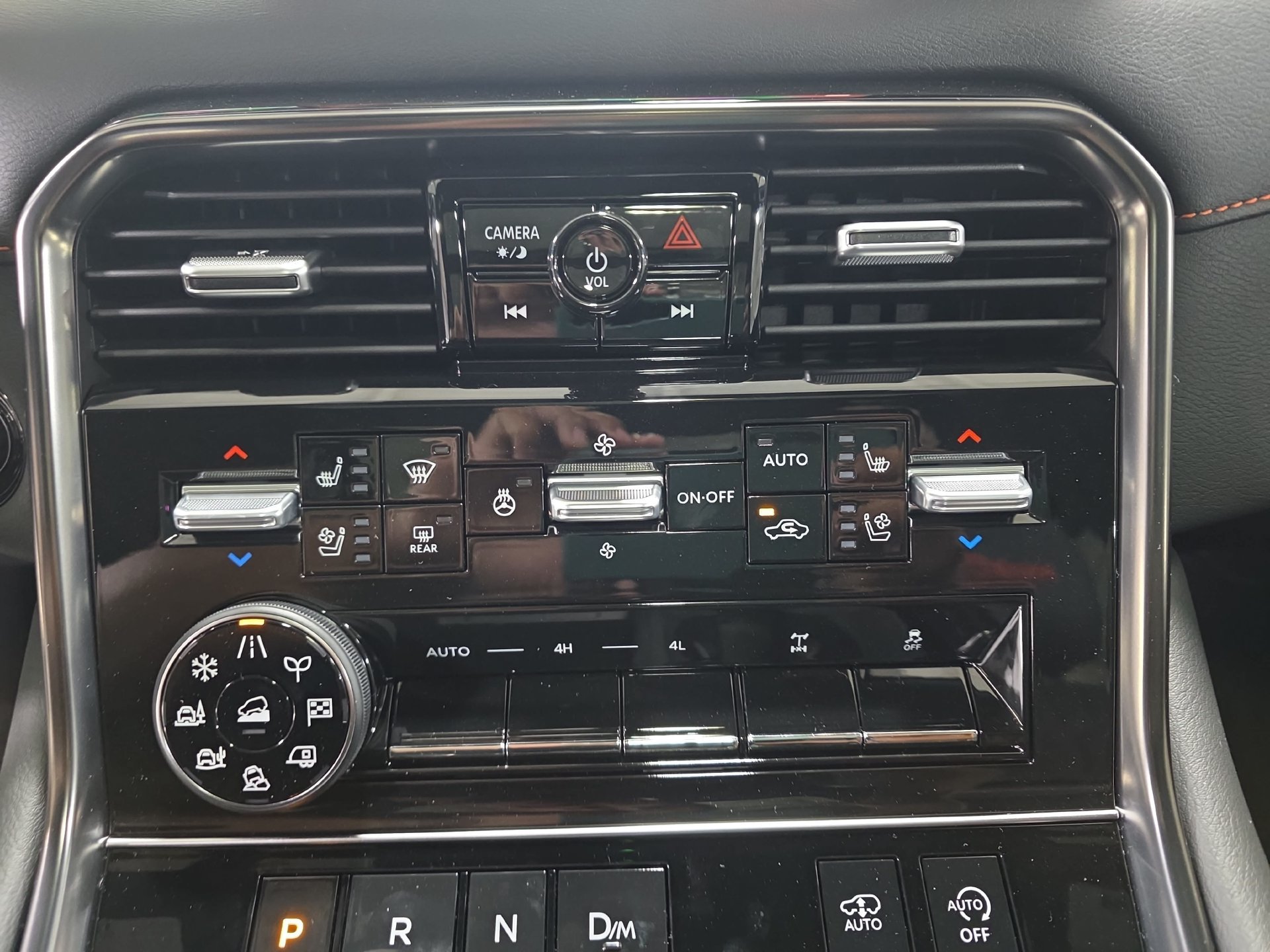 New 2026 Nissan Armada PRO-4X AWD/4WD image 24