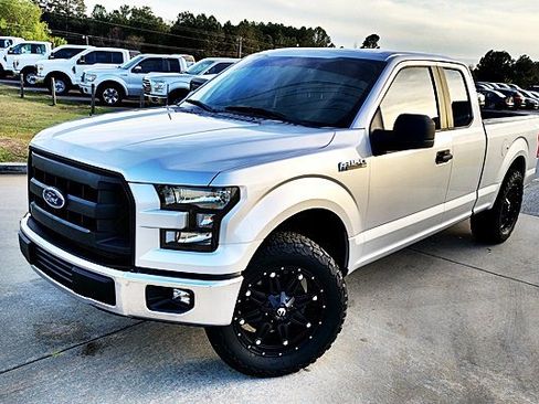 Used 2016 Ford F150 XL w/ Equipment Group 101A Mid image 3