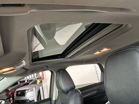 Used 2023 MAZDA CX-5 AWD 2.5 S w/ Premium Package image 16