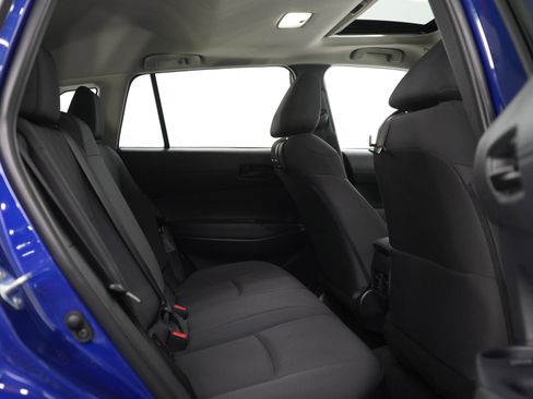 Used 2024 Toyota Corolla Cross LE w/ Moonroof Package AWD/4WD image 12