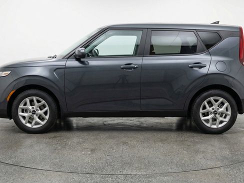 Used 2025 Kia Soul LX w/ LX Technology Package image 5