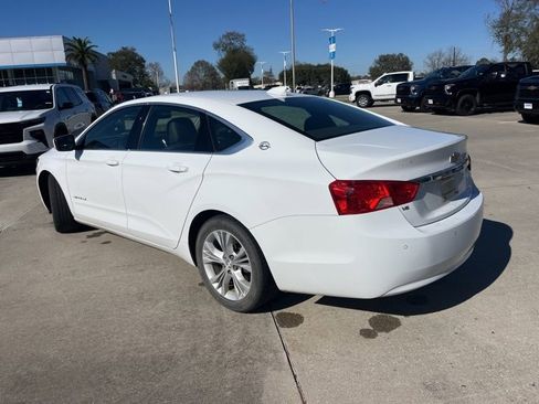Used 2015 Chevrolet Impala LT w/ Convenience Package image 4