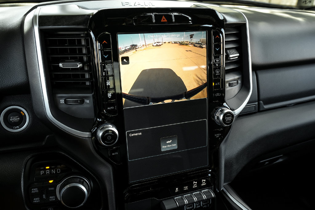 Used 2023 RAM 1500 Big Horn AWD/4WD image 30