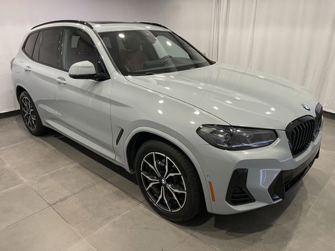 Certified 2023 BMW X3 xDrive30i w/ M Sport Package image 3