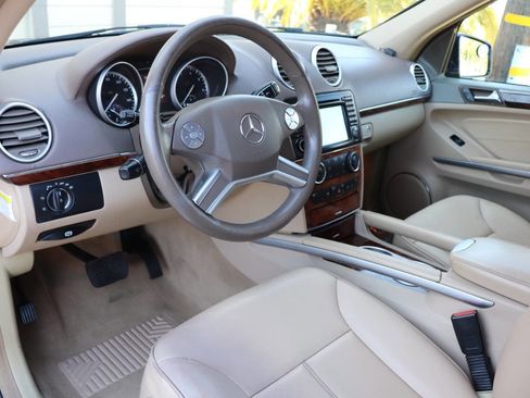 Used 2012 Mercedes-Benz GL 450 4MATIC image 19