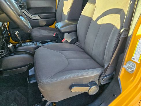 Used 2014 Jeep Wrangler Unlimited Sport w/ Quick Order Package 24S image 30