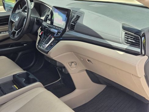 Certified 2024 Honda Odyssey Elite image 28