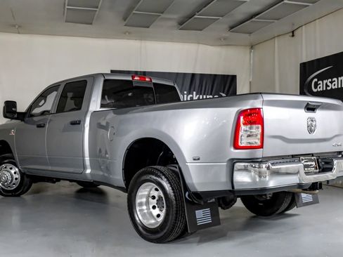 Used 2024 RAM 3500 Tradesman w/ Chrome Appearance Group image 10