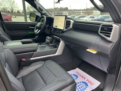 Certified 2025 Toyota Tundra Platinum image 39