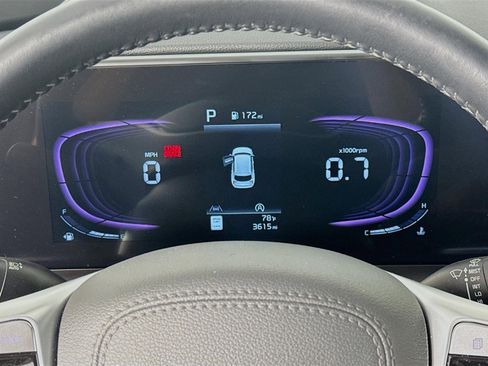 Certified 2025 Kia Telluride S image 13