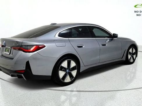 Used 2024 BMW i4 eDrive40 w/ Premium Package RWD image 9