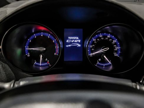 Used 2019 Toyota C-HR XLE FWD image 20