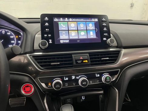 Used 2019 Honda Accord Sport image 19