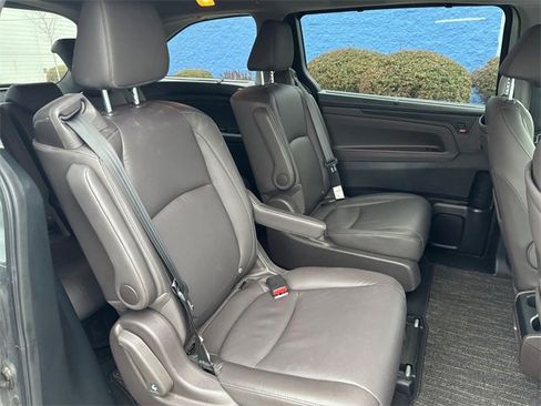 Used 2023 Honda Odyssey Touring image 15