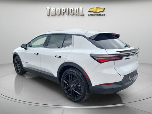 New 2026 Chevrolet Equinox EV LT w/ LPO, Blackout Package FWD image 3