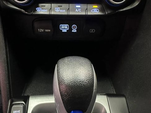 Used 2019 Hyundai Veloster 2.0 FWD image 19