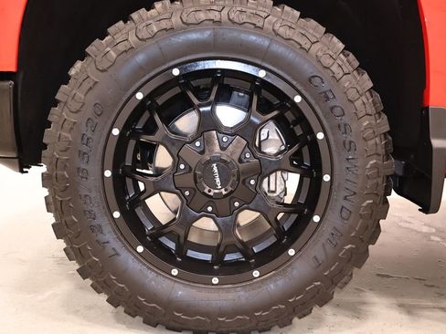 Used 2026 Chevrolet Silverado 1500 Custom Trail Boss AWD/4WD image 38