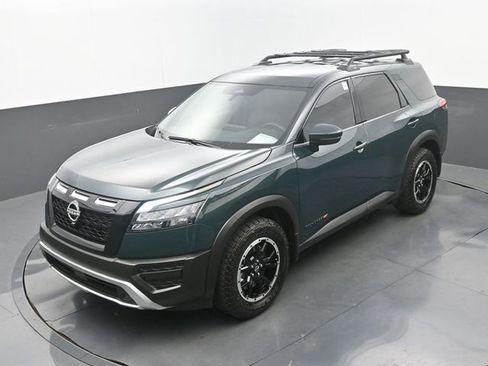 Used 2025 Nissan Pathfinder Rock Creek image 32