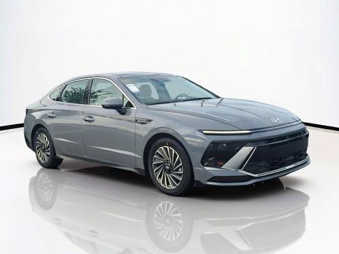 New 2026 Hyundai Sonata SEL FWD image 2