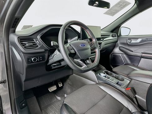 Used 2024 Ford Escape ST-Line w/ Tech Pack #1 image 12