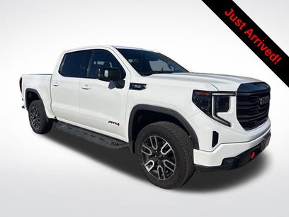 Used 2022 GMC Sierra 1500 AT4 w/ AT4 Preferred Package