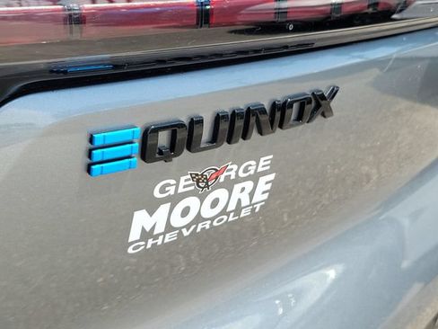 Used 2024 Chevrolet Equinox EV RS FWD image 8