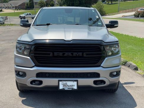 Used 2021 RAM 1500 4x4 Crew Cab image 11