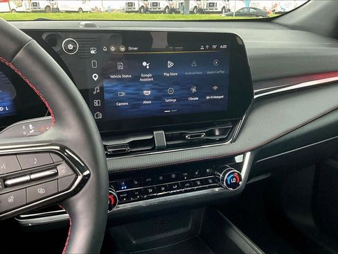 Used 2025 Chevrolet Equinox RS w/ Safety and Technology Package image 6