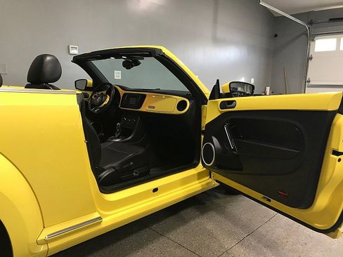 Used 2016 Volkswagen Beetle 1.8T S image 22