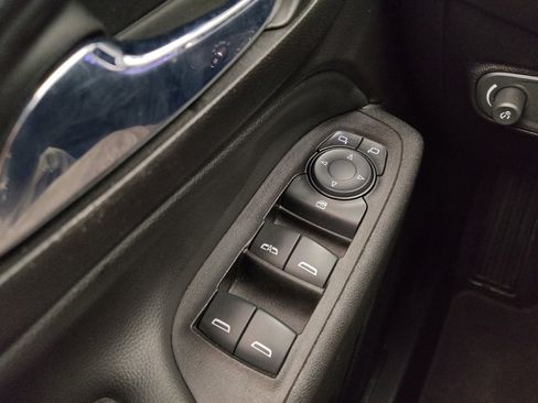 Used 2019 Chevrolet Equinox LT FWD image 27
