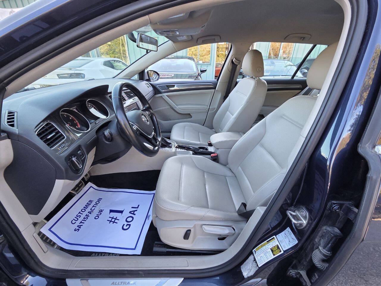 Used 2017 Volkswagen Golf Alltrack SEL AWD/4WD image 15