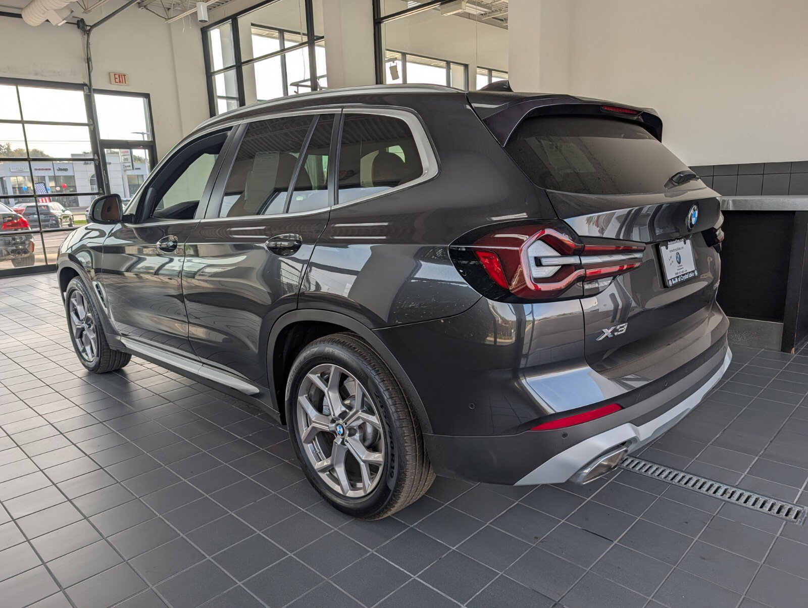 Certified 2024 BMW X3 xDrive30i w/ Premium Package AWD/4WD image 6
