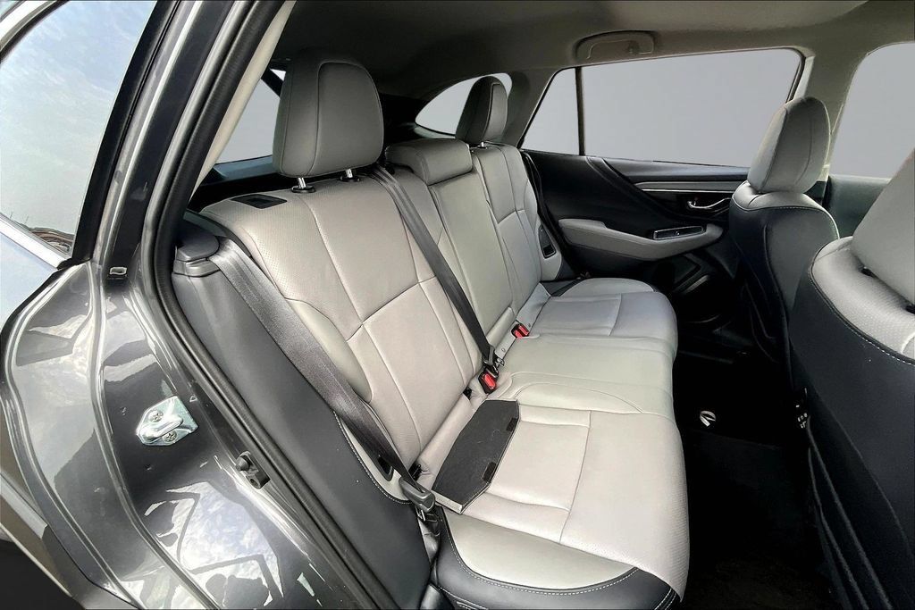 Certified 2025 Subaru Outback Limited AWD/4WD image 21
