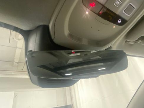 Used 2026 Volvo XC40 B5 Plus AWD/4WD image 25