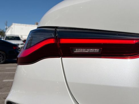 Used 2022 BMW 430i Convertible w/ M Sport Package image 10