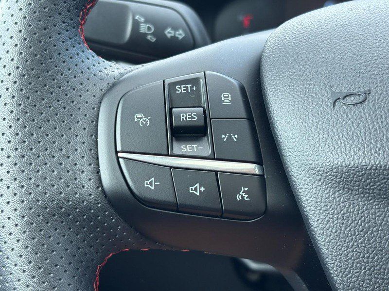 Used 2024 Ford Escape ST-Line w/ Tech Pack #1 AWD/4WD image 19